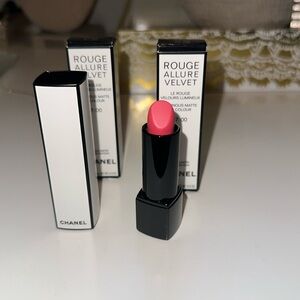 Chanel Rouge Allure Velvet Matte 07:00 Margot Robbie